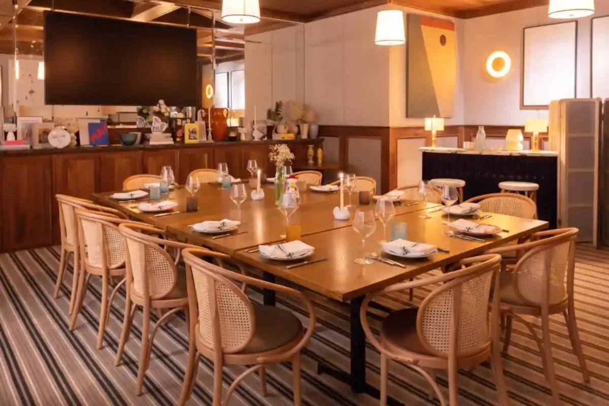 Best restaurants in La Jolla, California with views of the ocean, seafood, Italian dining, brunch, and coastal cuisine