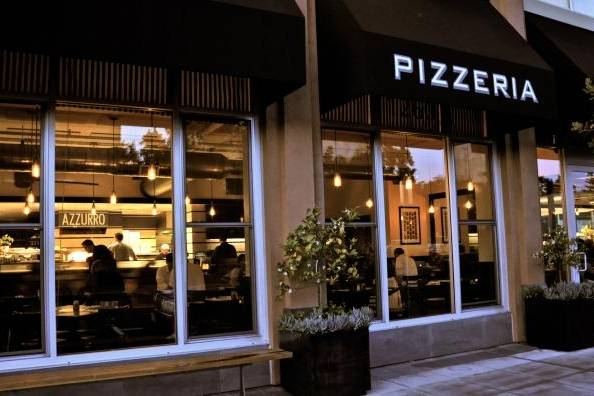 Azzurro Pizzeria e Enoteca restaurant in Napa, California