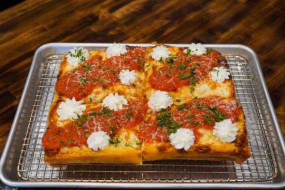 Croccante Artisan Pizza restaurant in Napa, California