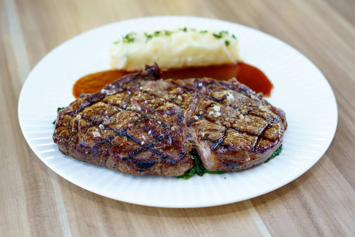 Napkins Bar and Grill restaurant in Napa, California
