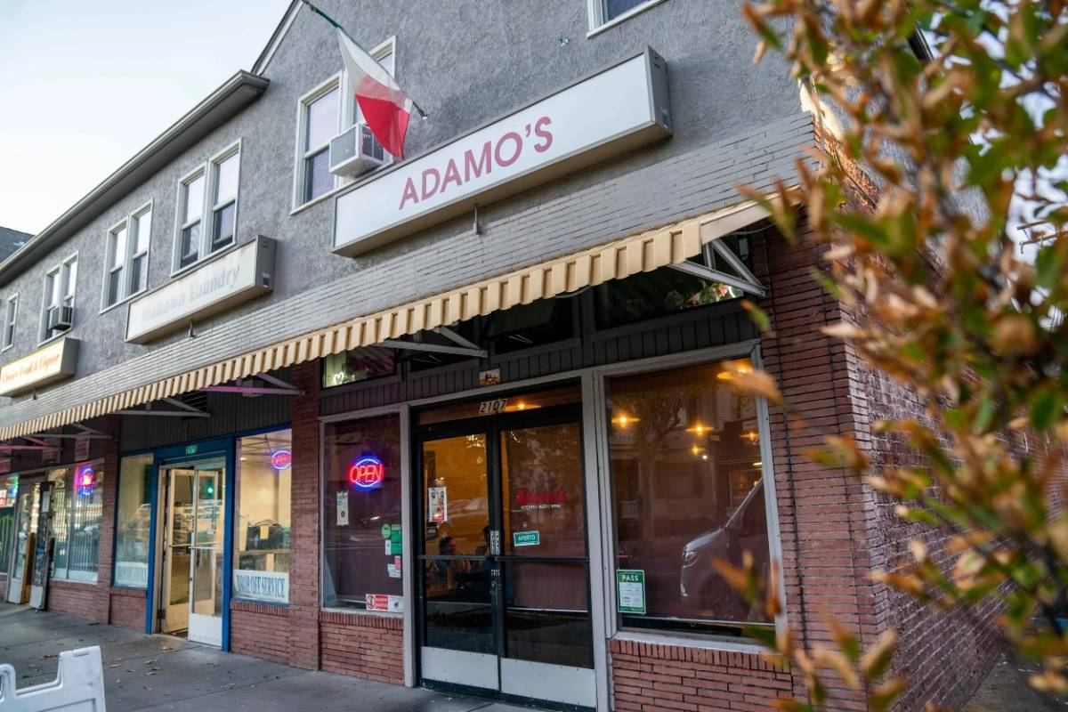 Adamo's Restaurant restaurant in Sacramento, California