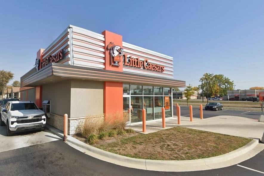 Little Caesars Pizza restaurant in Warrington, Florida