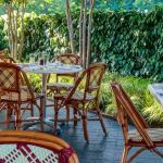 East Hampton, NY: Best Restaurants With Fresh Seafood, Italian, Waterfront, and Top-Rated Hamptons Food Eateries